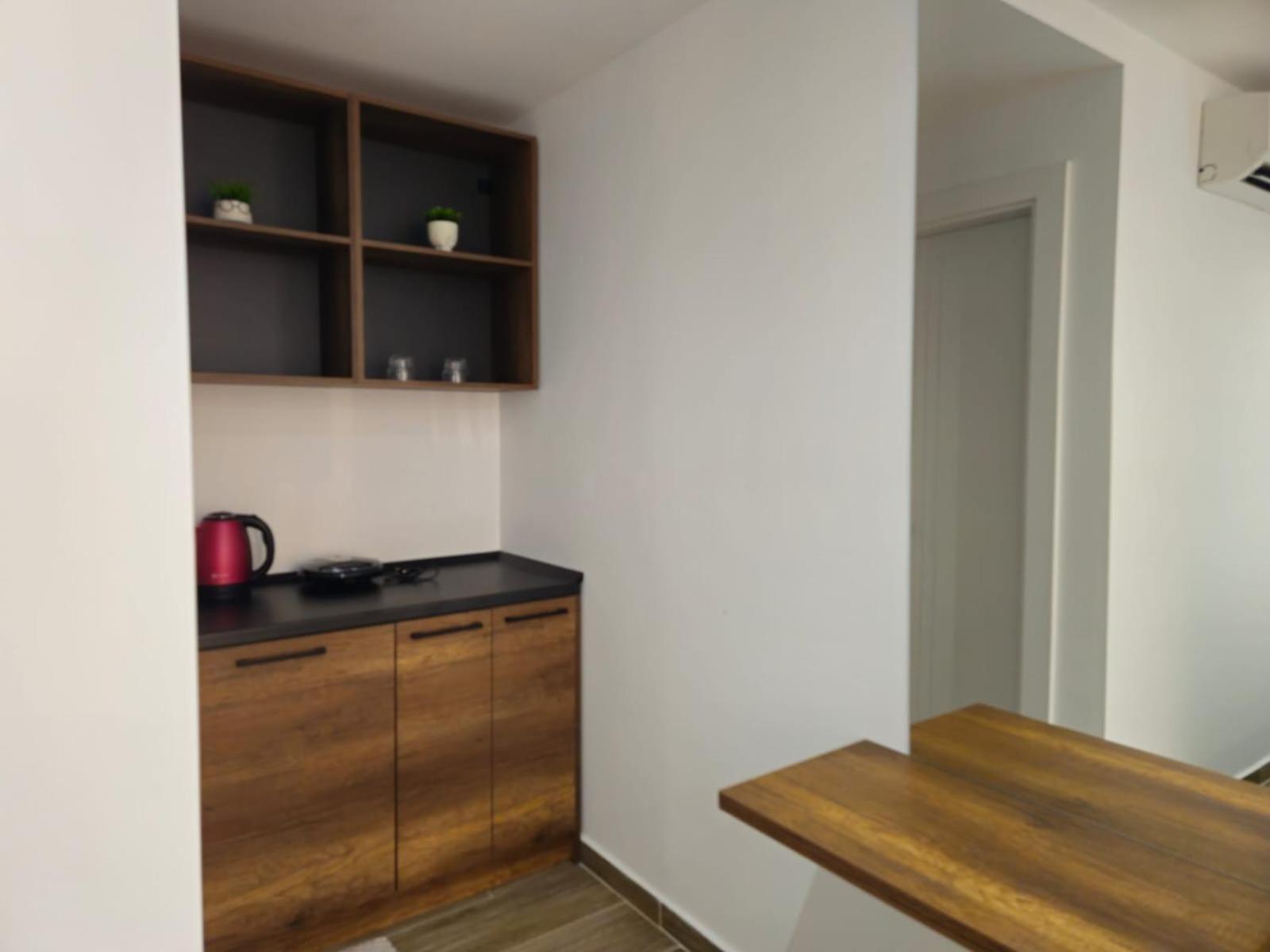 Ardit Seaside Rooms Sarandë エクステリア 写真