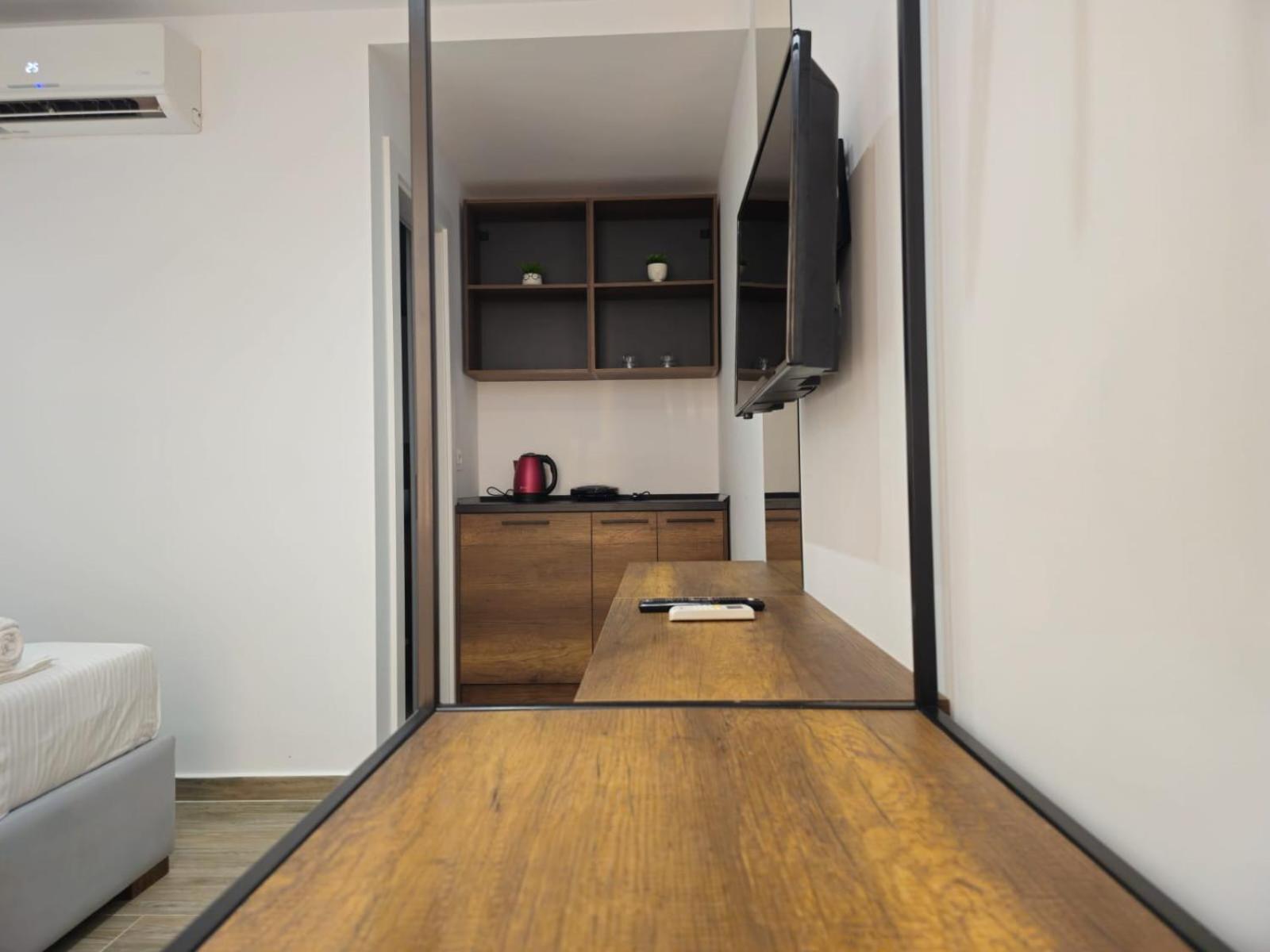 Ardit Seaside Rooms Sarandë エクステリア 写真