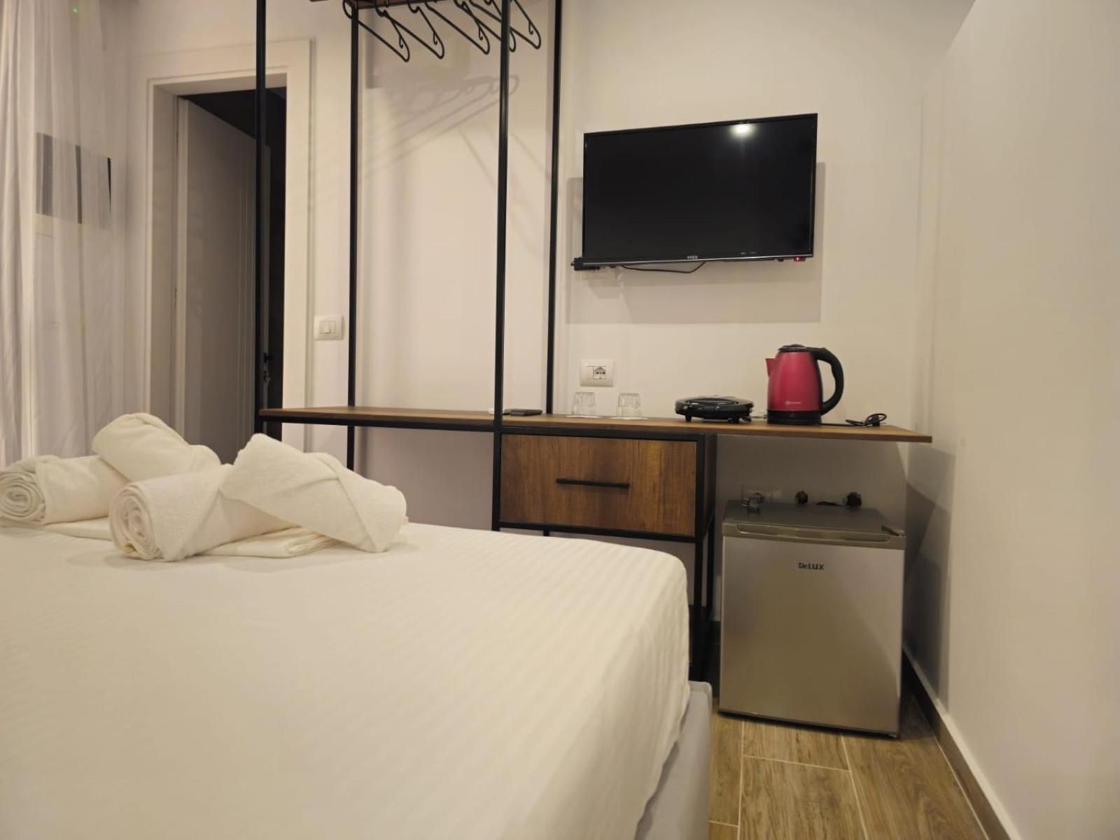 Ardit Seaside Rooms Sarandë エクステリア 写真