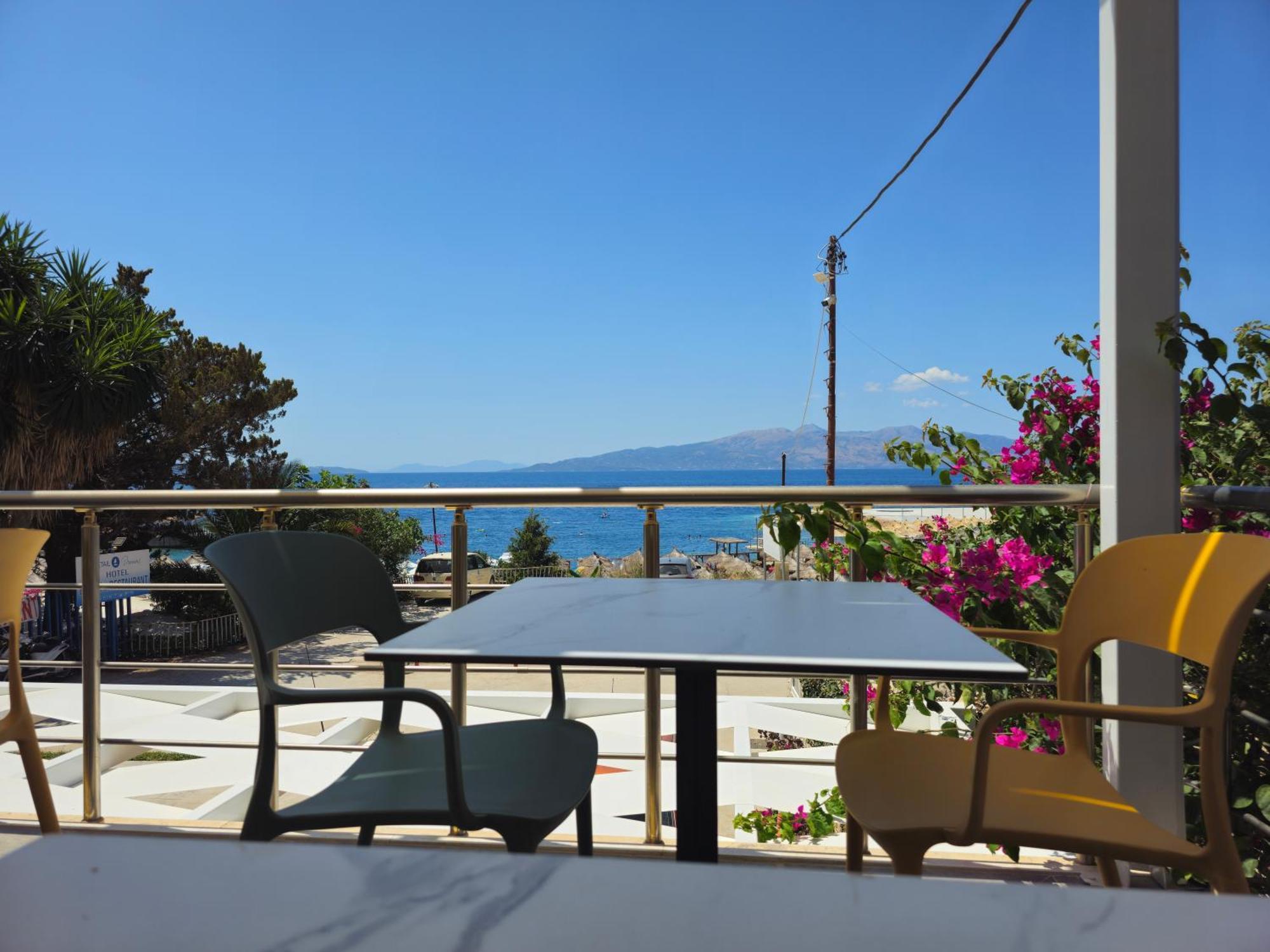 Ardit Seaside Rooms Sarandë エクステリア 写真