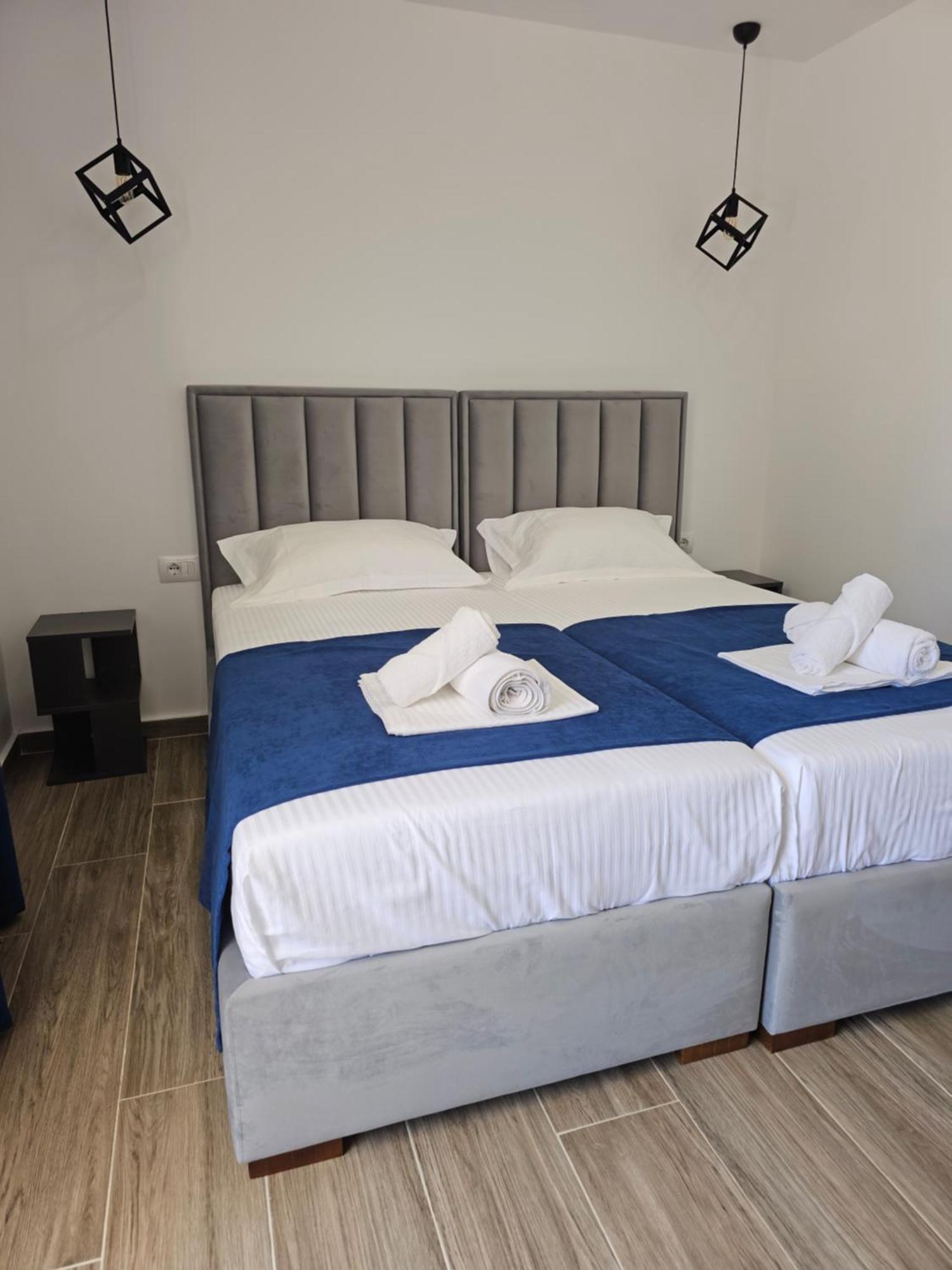 Ardit Seaside Rooms Sarandë エクステリア 写真