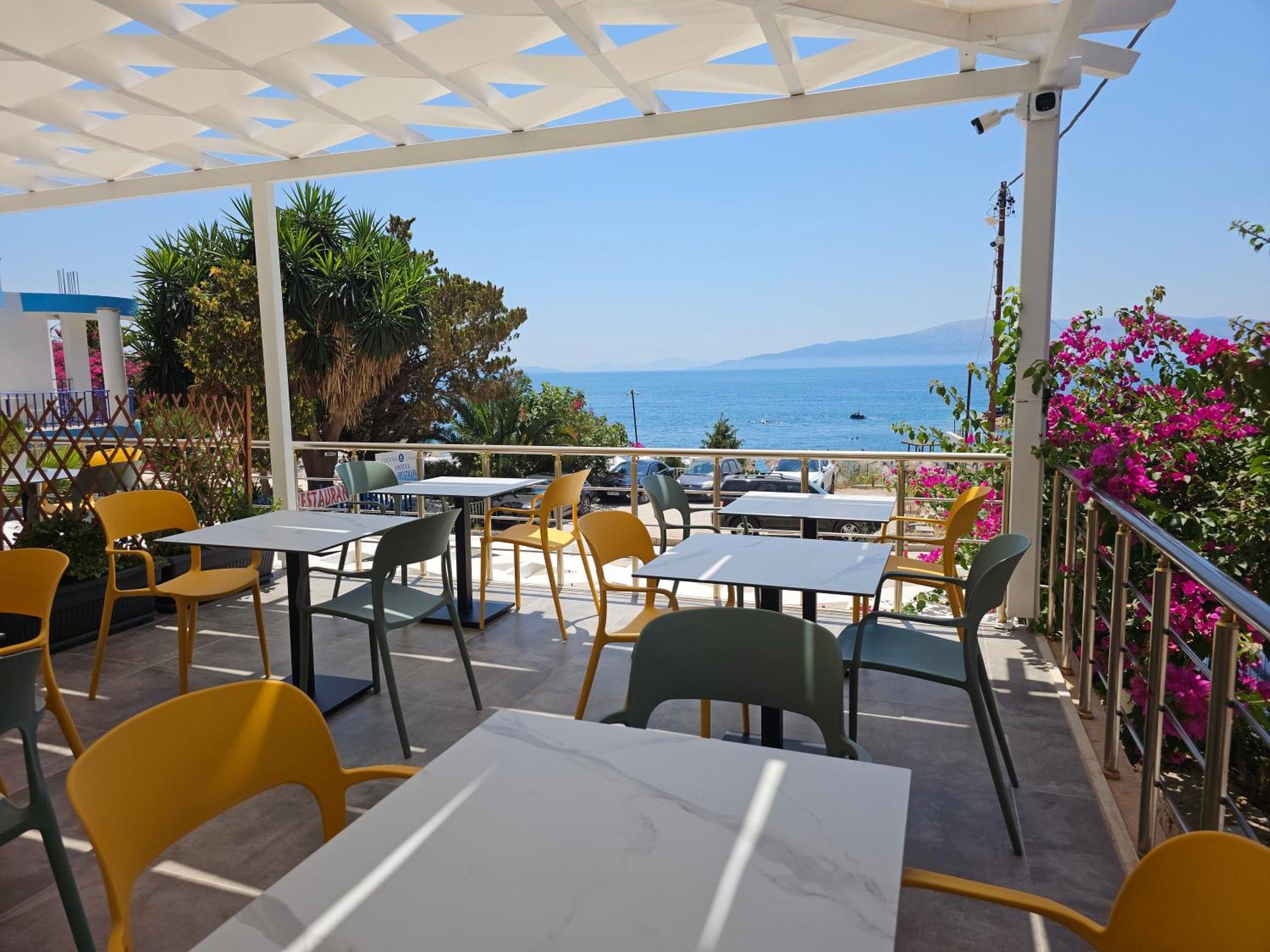 Ardit Seaside Rooms Sarandë エクステリア 写真