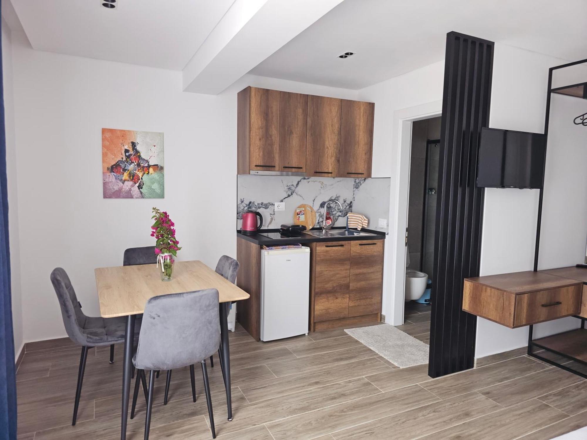 Ardit Seaside Rooms Sarandë エクステリア 写真