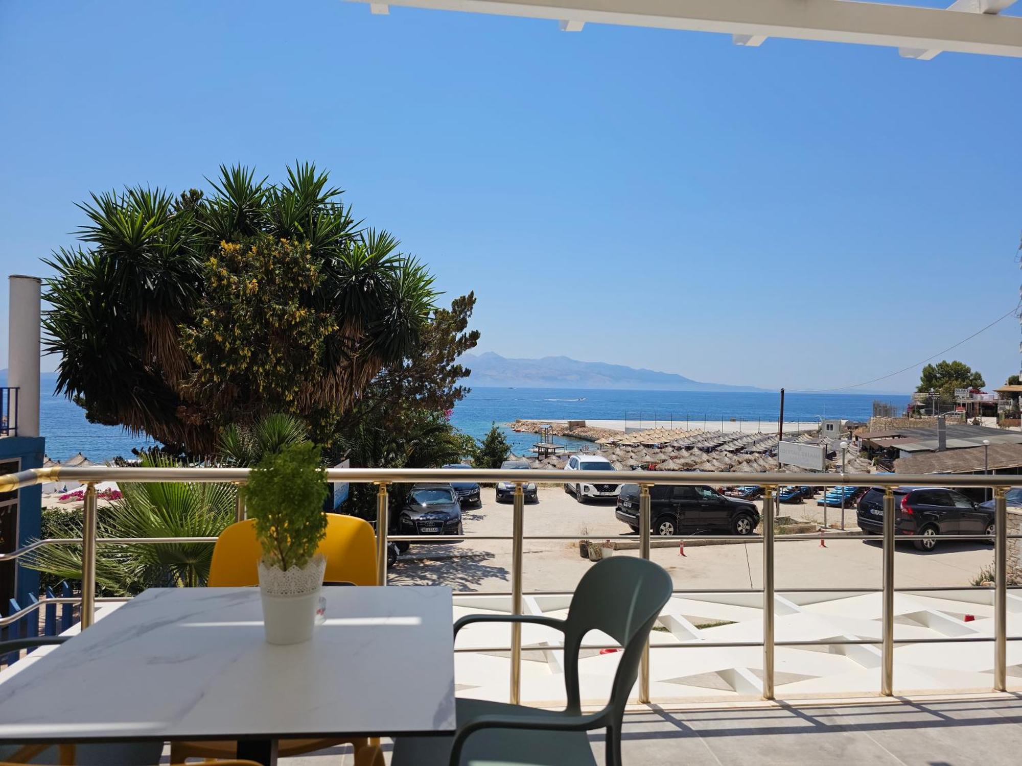 Ardit Seaside Rooms Sarandë エクステリア 写真